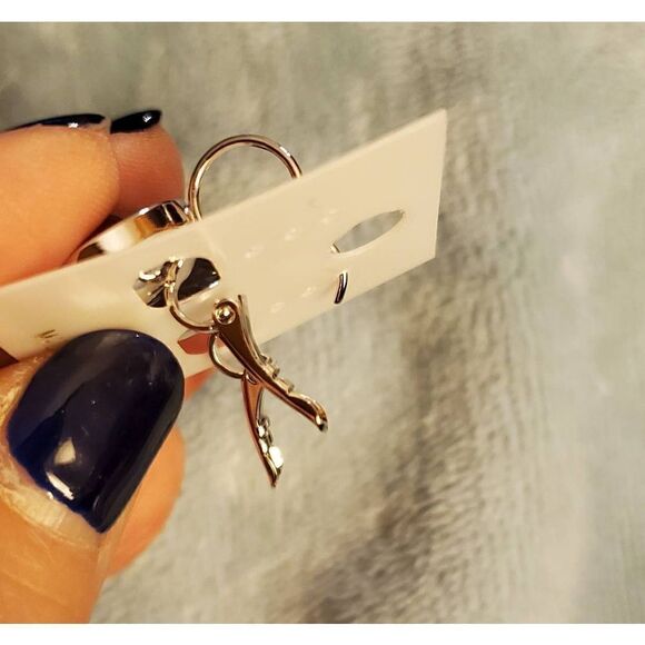 Gray Swarovski Element NWOT Earrings. Wedding. Classy. Party. New years. Simple - Picture 3 of 6